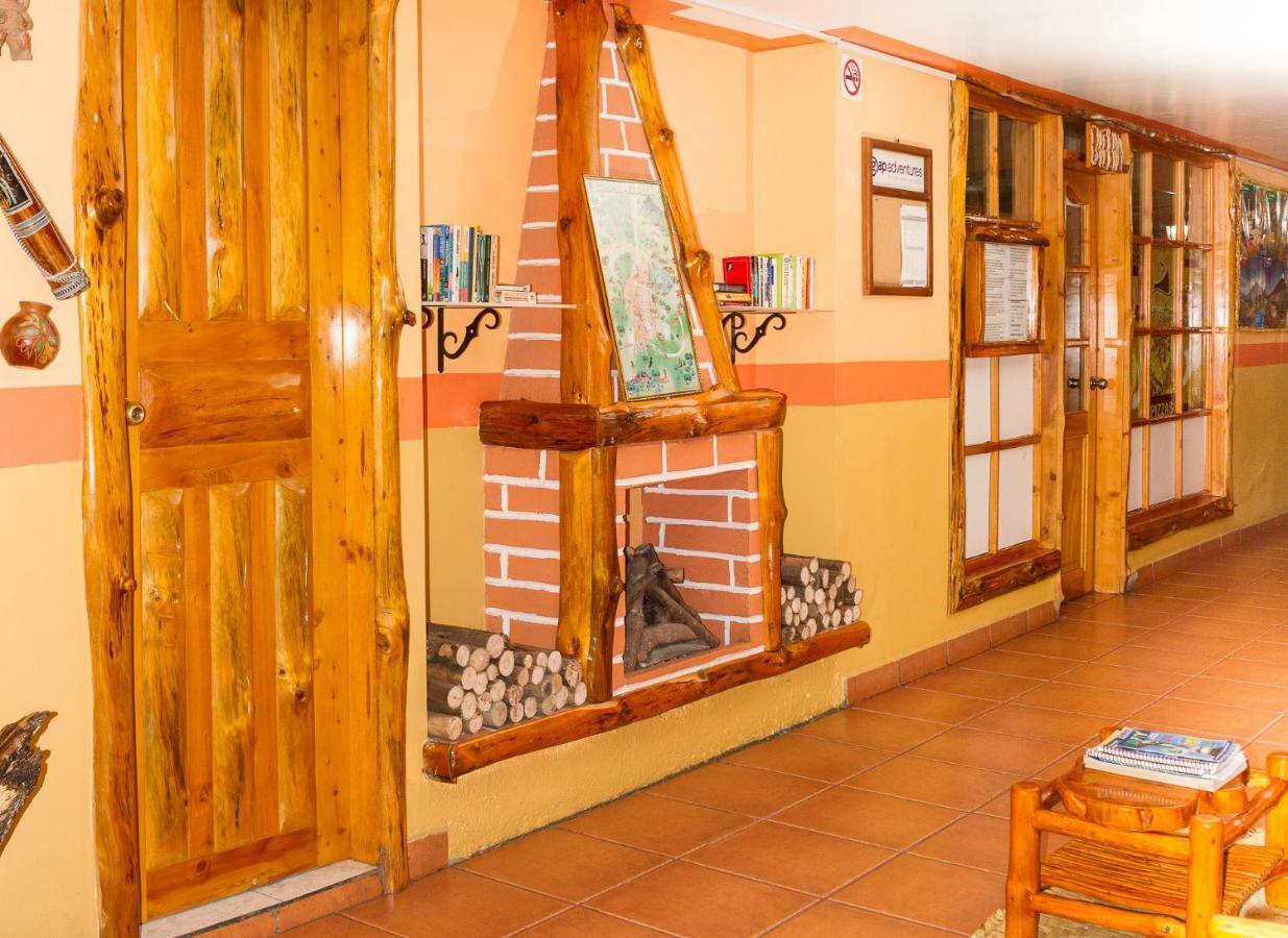 אוטהוואלו Hotel Santafe Inn מראה חיצוני תמונה
